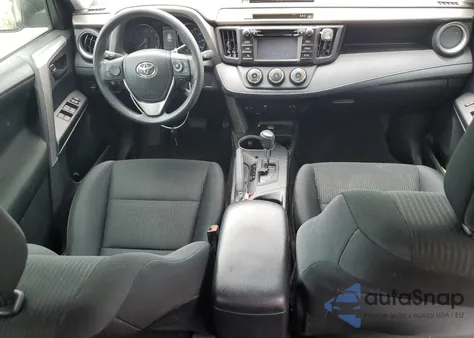 2018 Toyota Rav4 Le z USA, uszkodzony, nr VIN 2T3ZFREV8JW463290